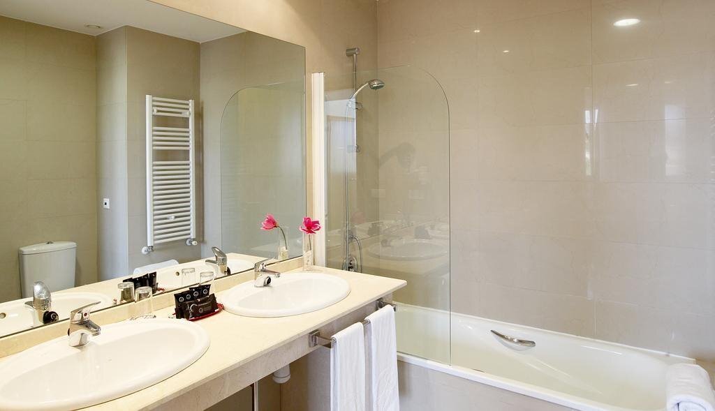 Изображение La Estacion 4*