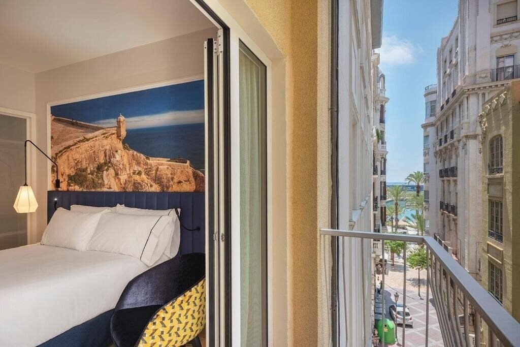 Фотография Eurostars Mediterranea Plaza 4*