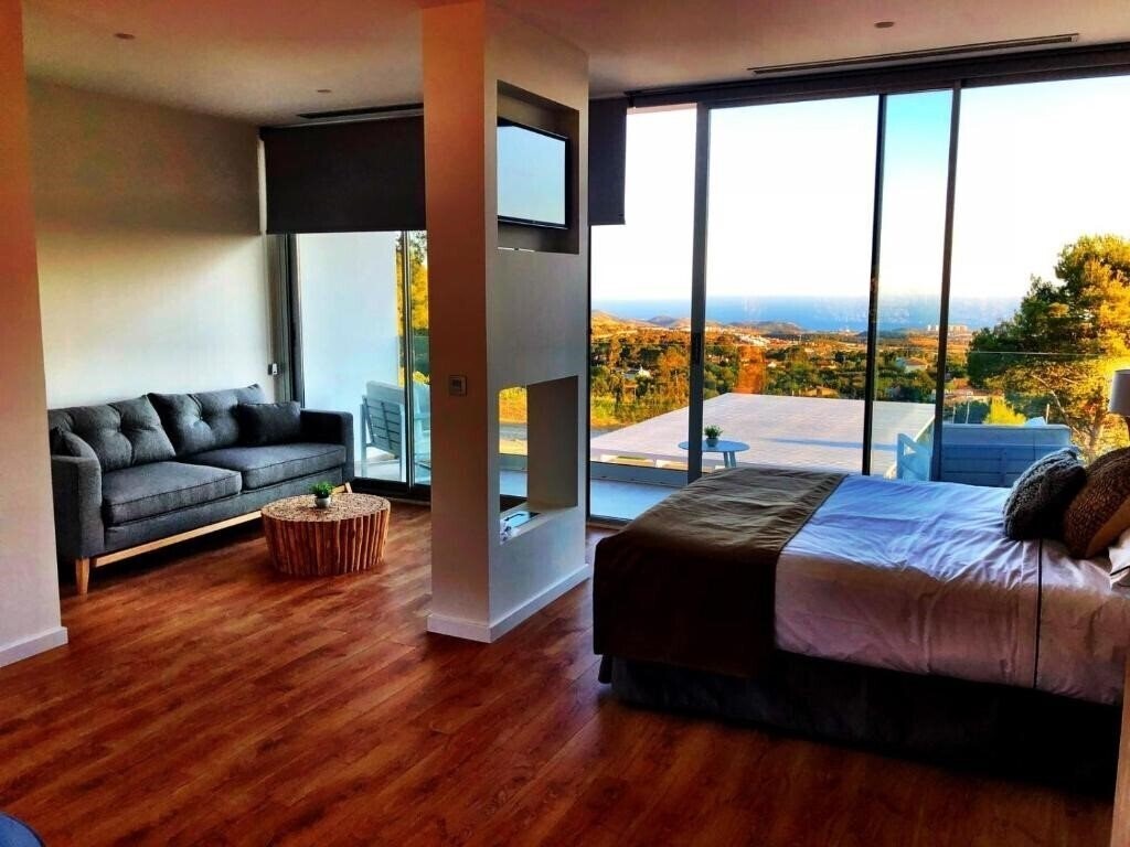 Фото Nature Suites Puig Campana 3*