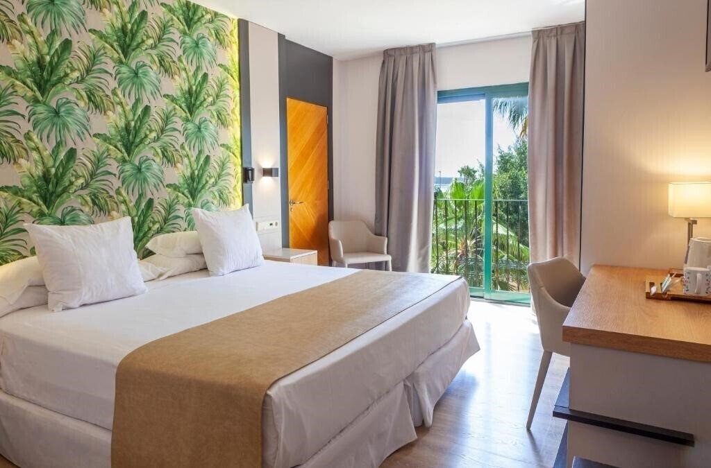 Картинка La Laguna SPA & Golf 4*