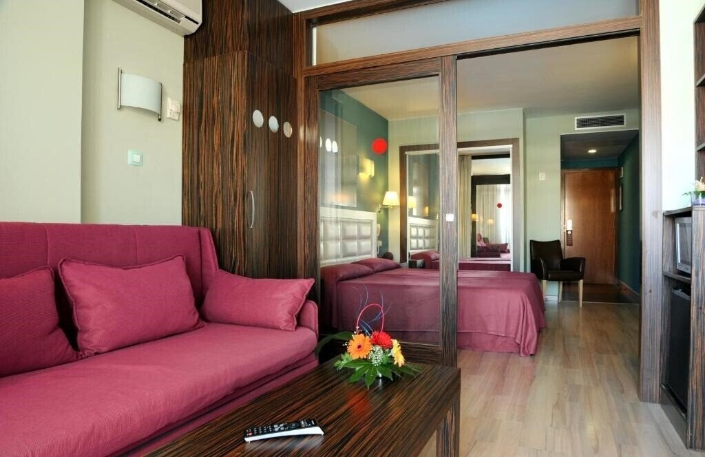 Фотография Olympic Palace 4*