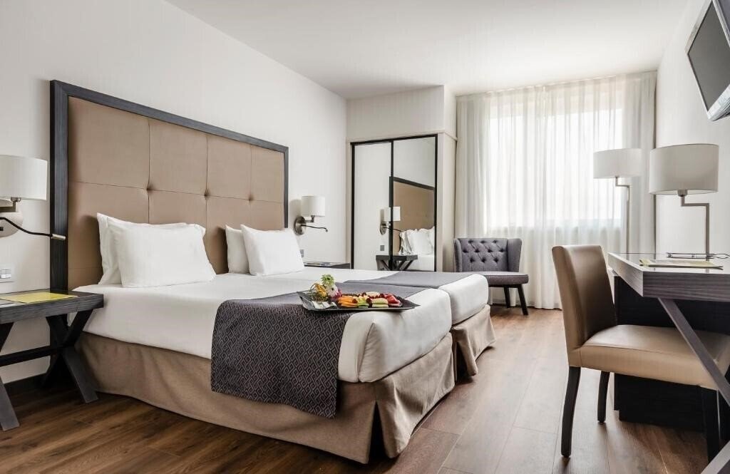 Отель Exe Parc Del Valles 4*