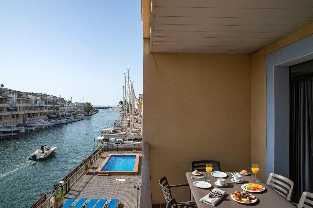 Картинка Pierre & Vacances Empuriabrava Marina апартаменты