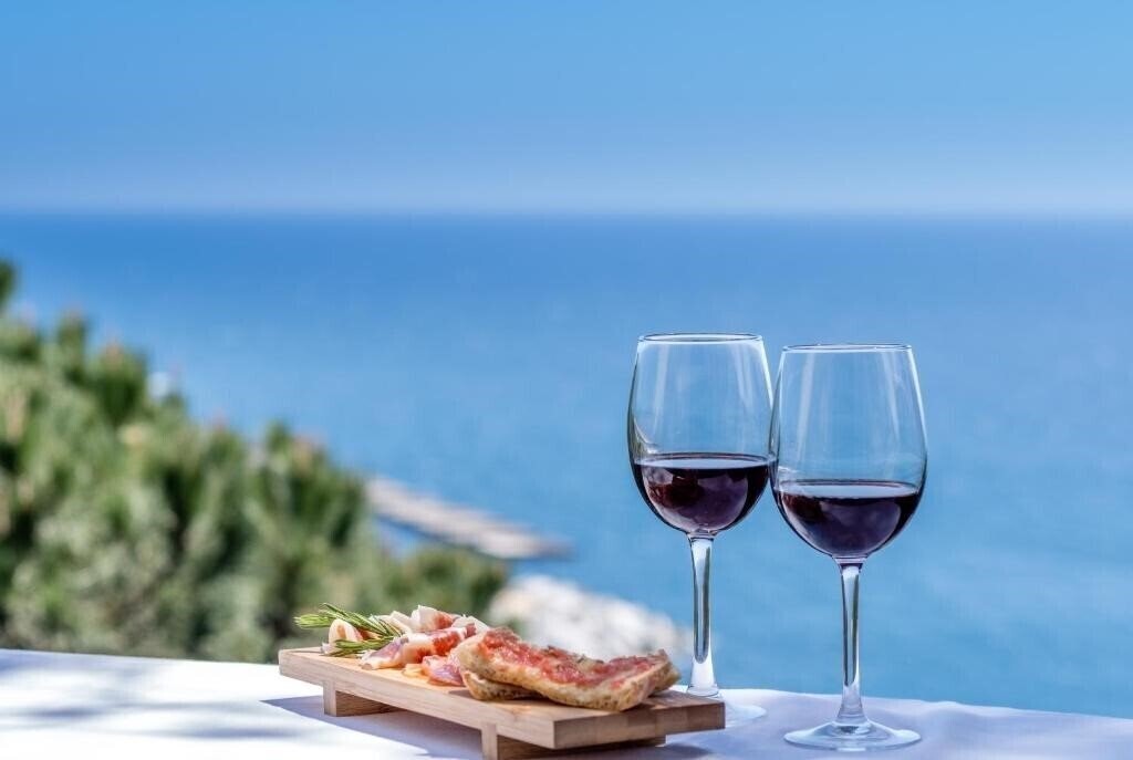 Изображение Hotel Montjoi 3*