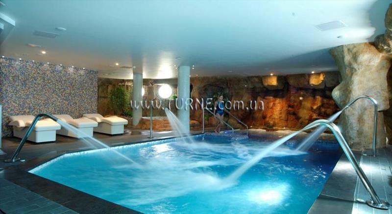 Отель Evenia Olympic Garden 4*