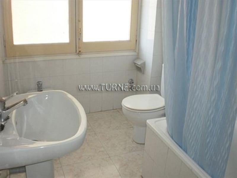 Отель Castella 1*