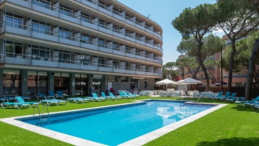 Отель Monterrey - Platja D'Aro 3*