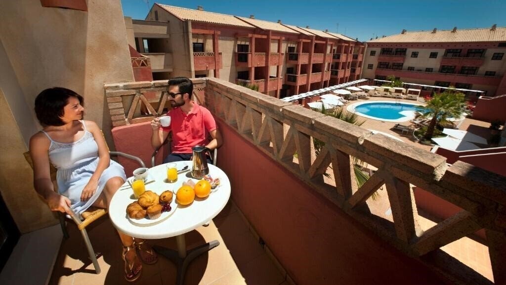 Картинка Leo Punta Umbria Adults Only 3*