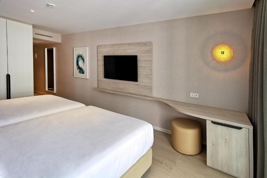 Изображение Hotel & SPA Castillo De Peniscola (ex. Hotel Los Delfines Peniscola) 4*