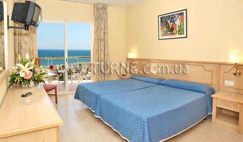 Отель Torremolinos Beach Club 3*