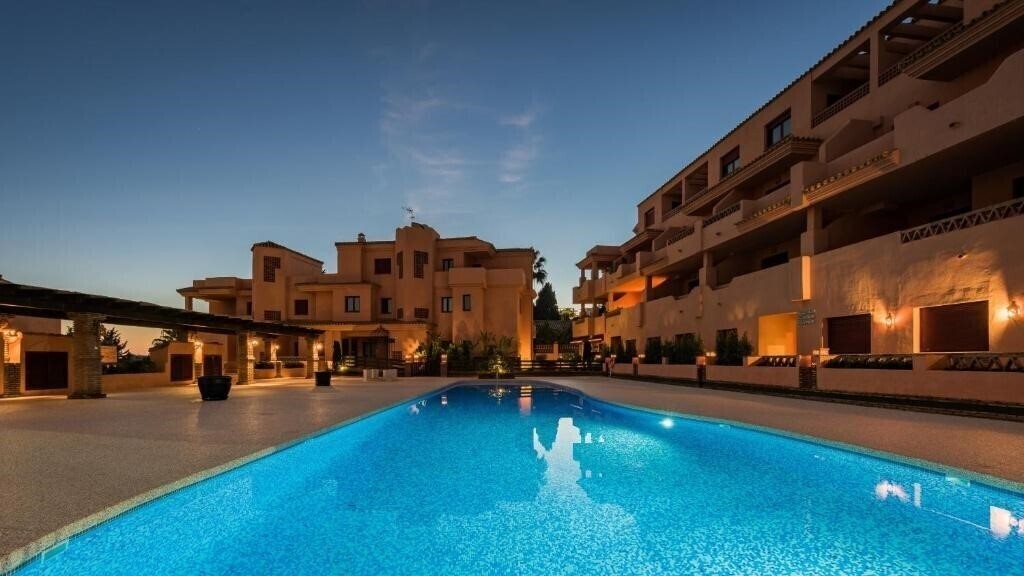 Фотография Royal Marbella Golf Resort (ex. Royal Suites of Marbella Pool Golf Beach & Bars) 2*