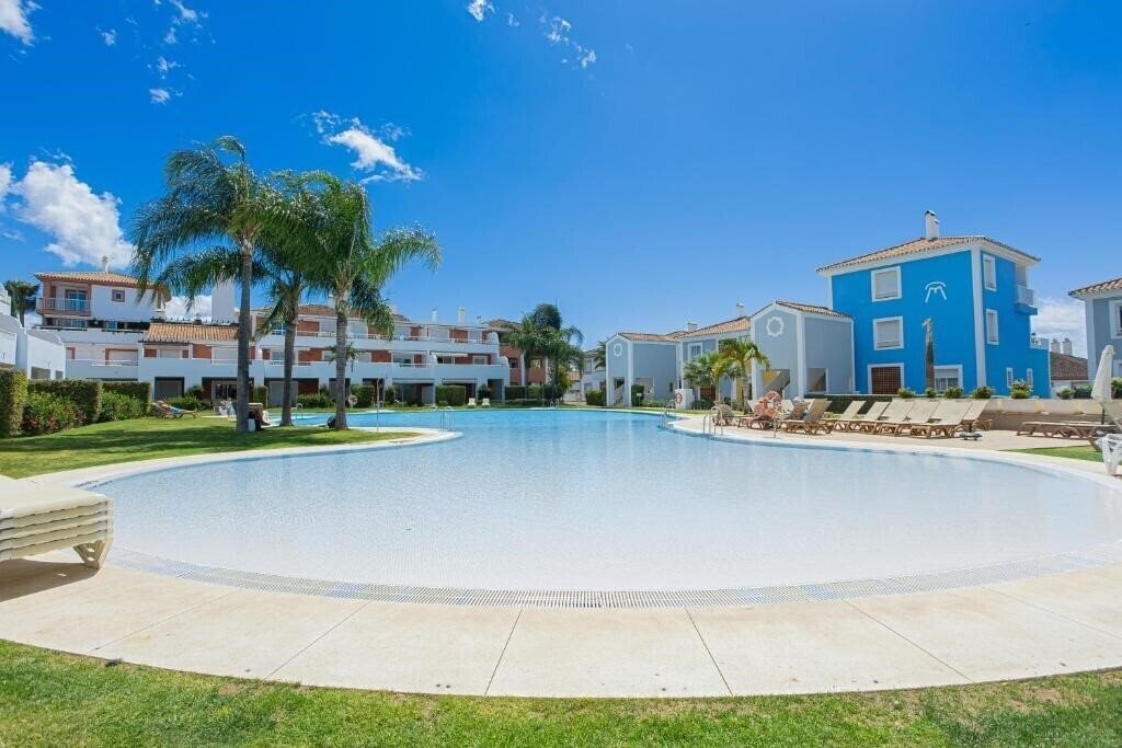 Отель Cortijo Del Mar Resort 3*
