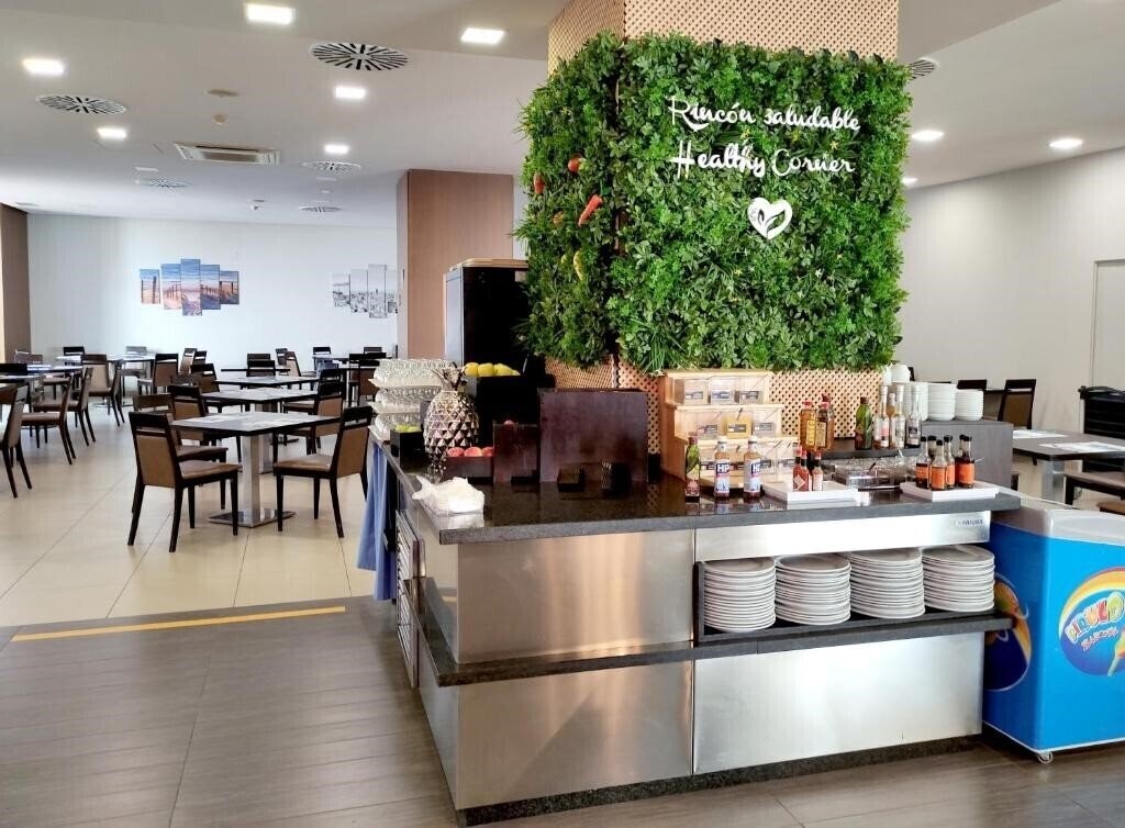 Картинка Gran Cervantes By Blue Sea 4*