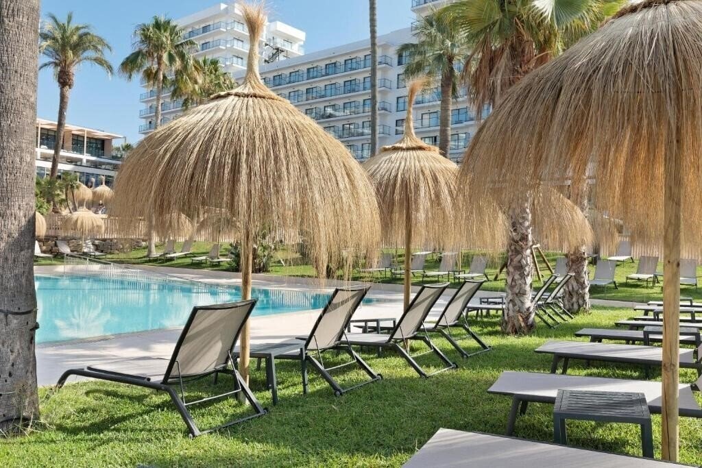 Картинка Best Triton 4*