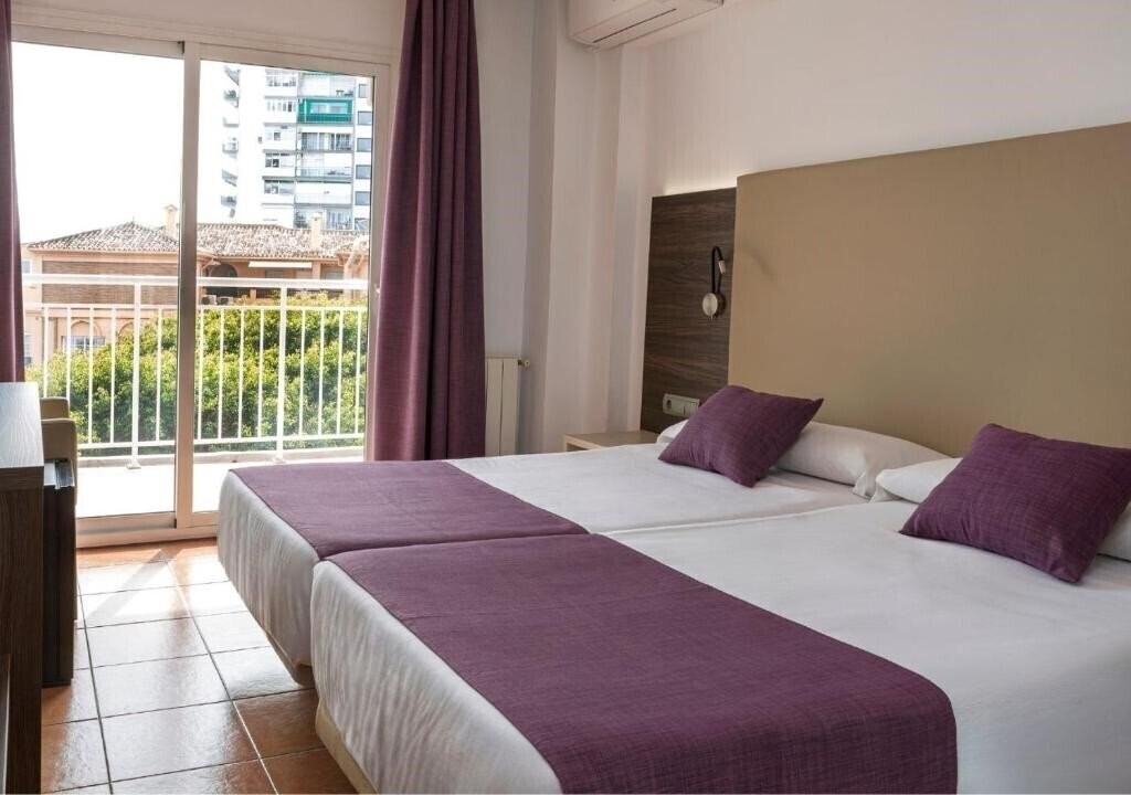 Фотография MedPlaya Hotel Alba Beach (ex. MedPlaya Hotel Balmoral) 2*
