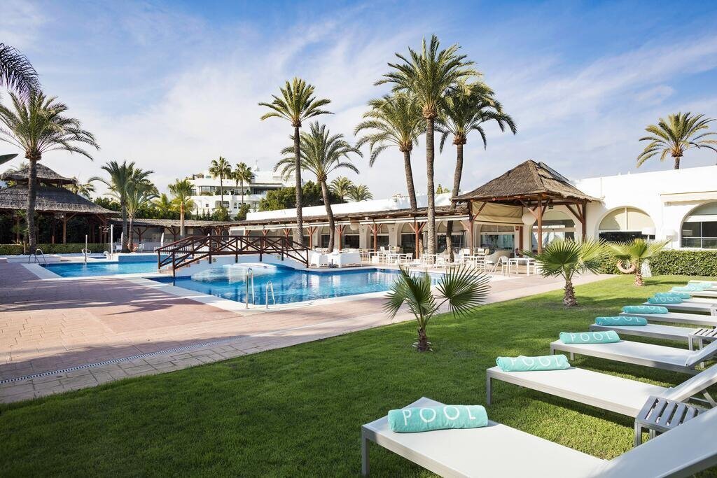 Отель Melia Marbella Banus 4*