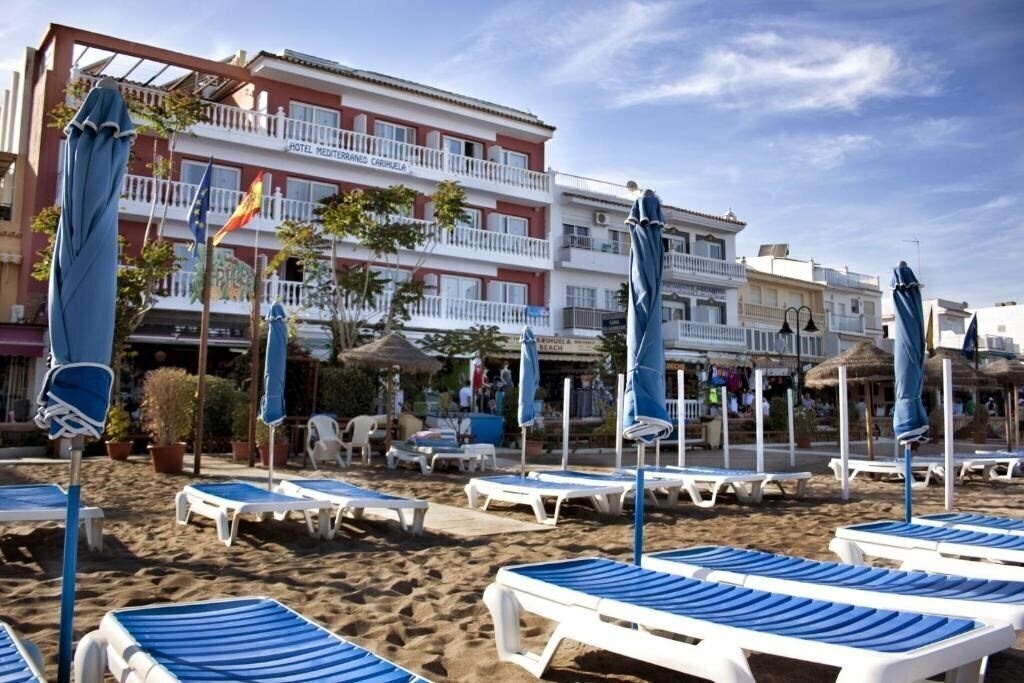 Отель Hotel Mediterraneo Carihuela 3*