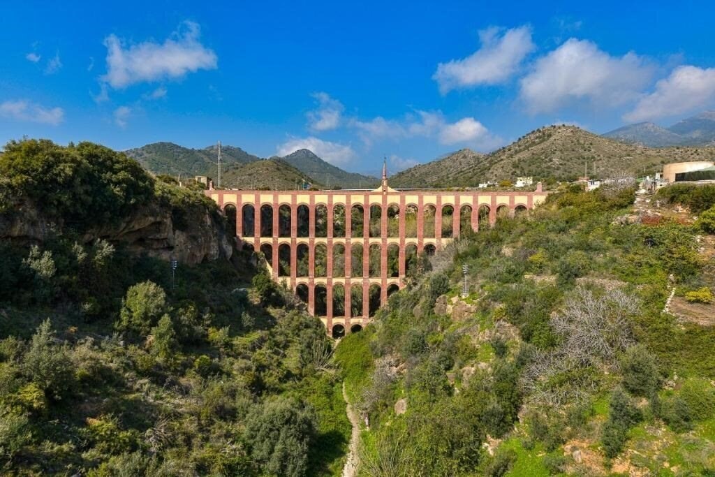 Фото Olee Nerja Holiday Rentals by Fuerte Group 3*