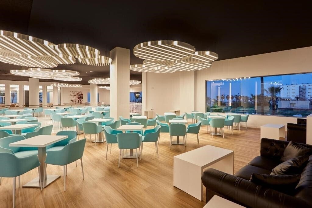 Изображение Ibersol Torremolinos Beach (ex. Marconfort Costa Del Sol) 4*