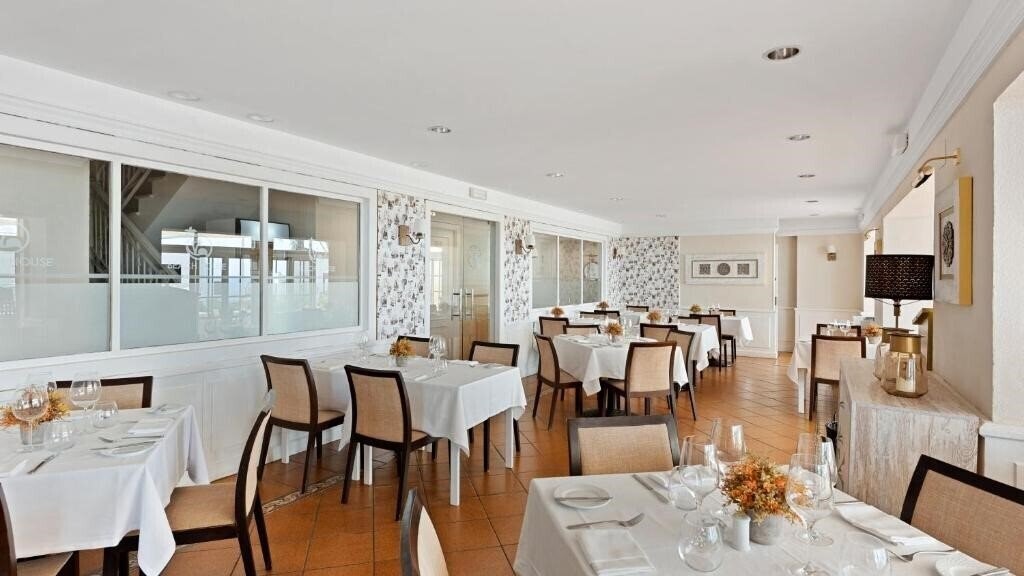 Картинка Macdonald Leila Playa Club 3*