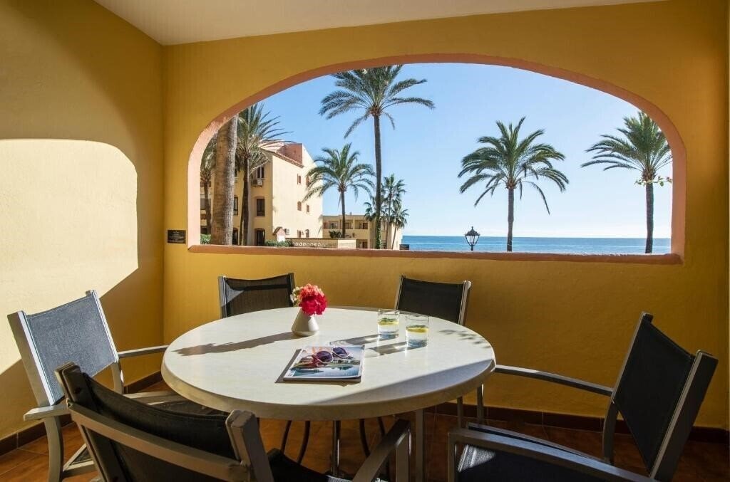 Изображение Macdonald Dona Lola Resort 3*