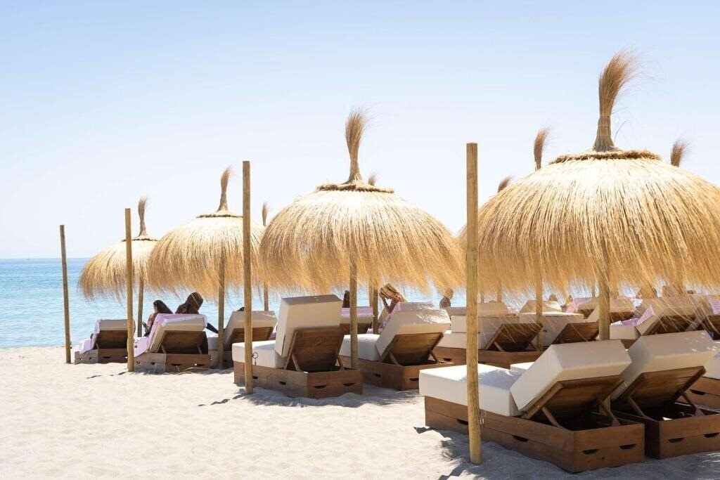 Изображение Higueron Curio Collection By Hilton (ex. Doubletree By Hilton Resort & Spa Reserva Higueron) 5*