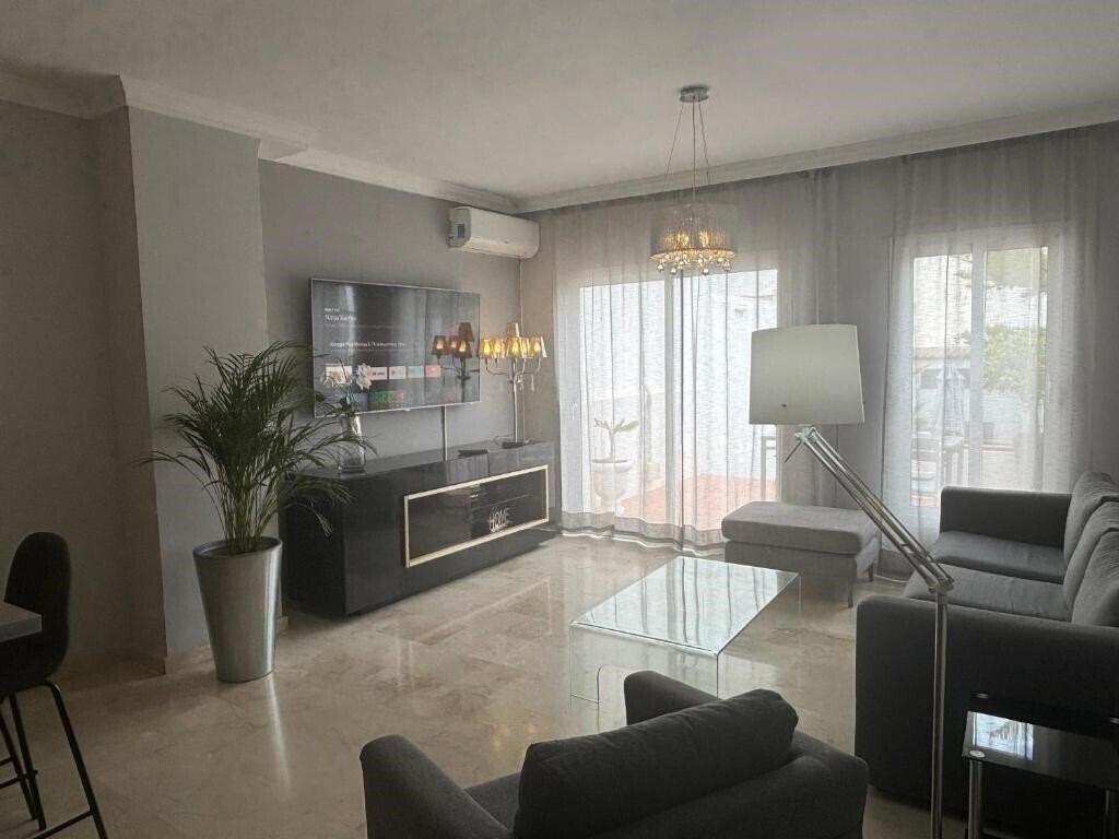 Фотография Abril Apartamentos 2*