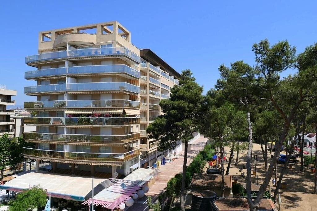 Отель Park Suites Salou 3*