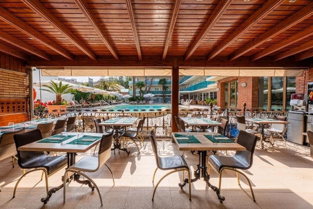 Изображение Canada Palace 4*