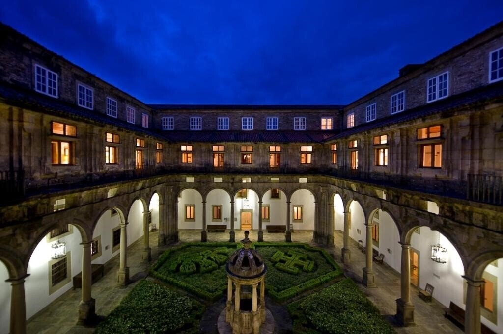 Фотография Parador De Santiago De Compostela 5*