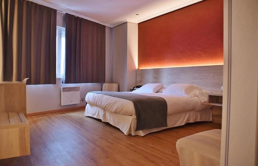 Фотография Hospedium Hotel La Marina Costa da Morte (ex. Hotel La Marina) 2*