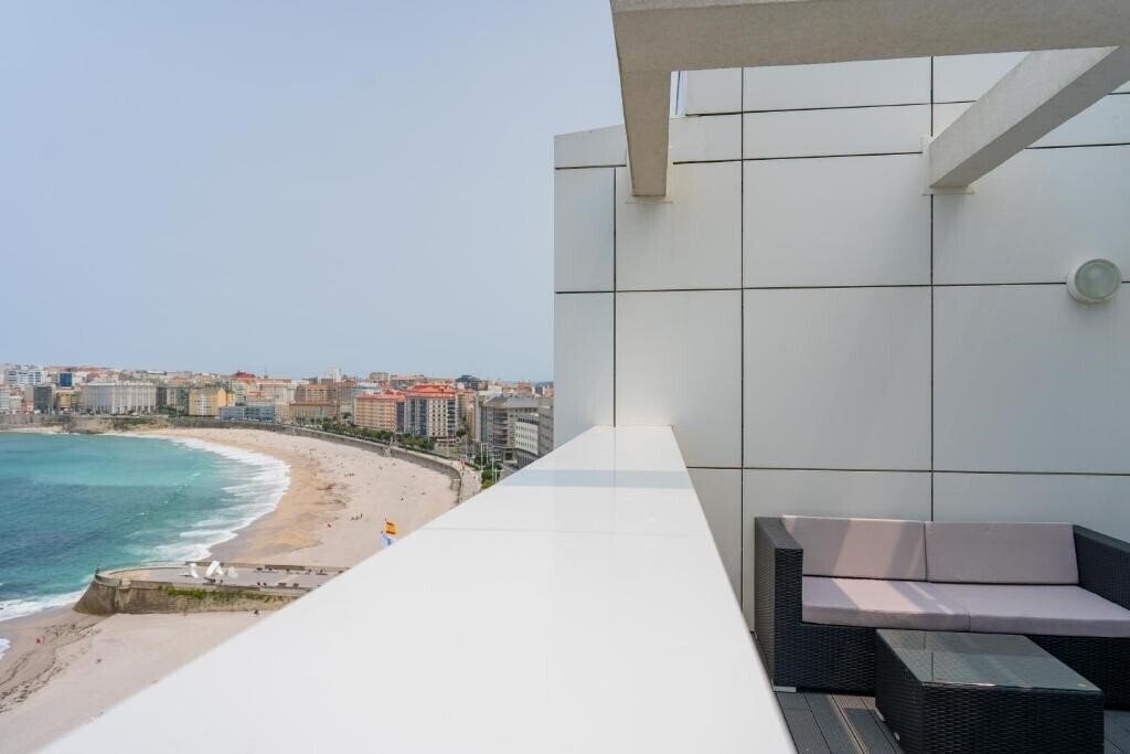 Картинка Riazor 3*