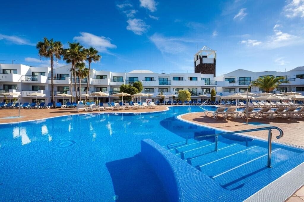 Отель Thb Lanzarote Beach 4*