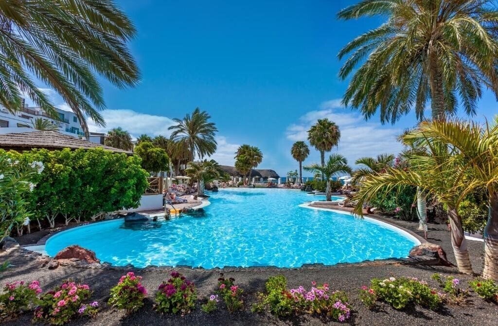 Отель Gran Castillo Tagoro Family & Fun 5*