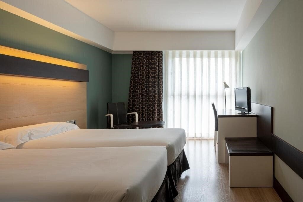 Картинка Ciudad De Logrono 3*