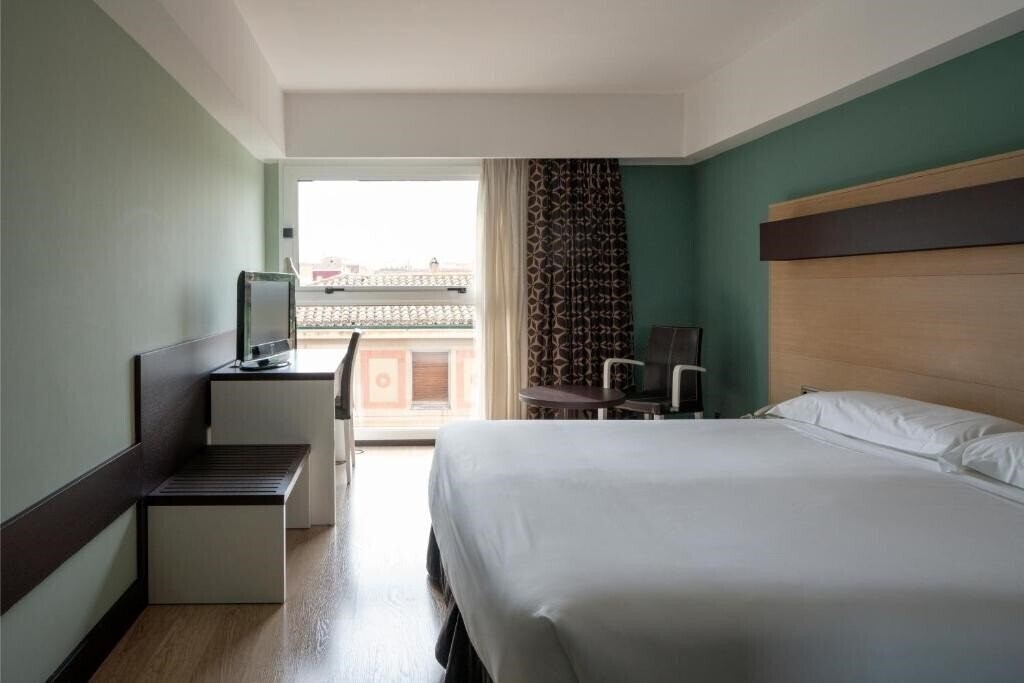 Фотография Ciudad De Logrono 3*