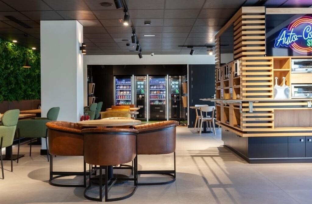 Фото Vertice Roomspace Madrid 3*