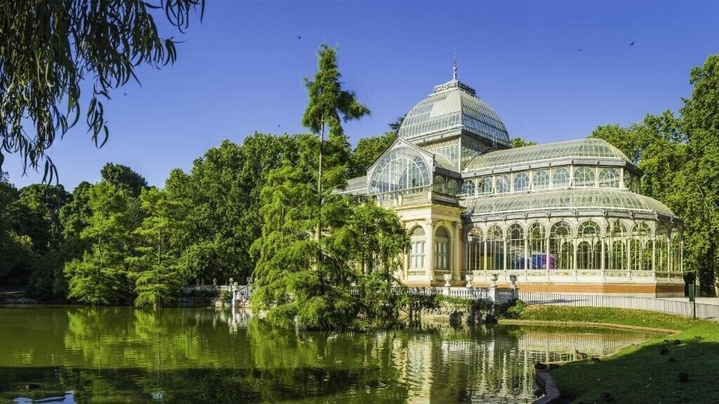 Картинка Voco Madrid Retiro by IHG (ex. Ayre Gran Hotel Colon) 4*