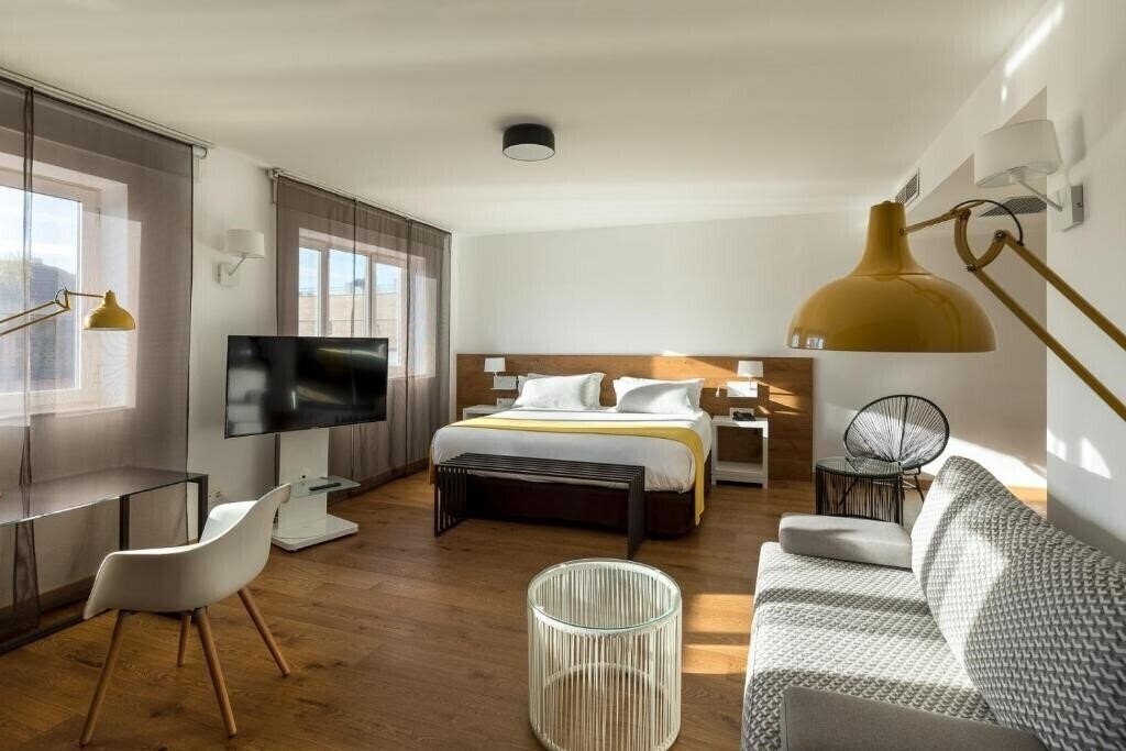 Фото Atocha Rafael 4*