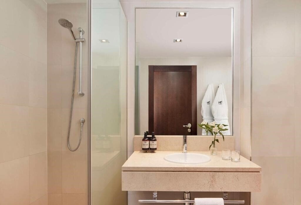 Картинка NH Madrid Ribera del Manzanares 4*