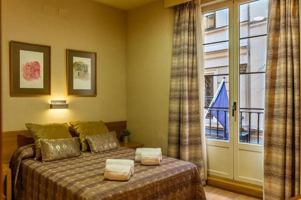 Фото El Pasaje 3*