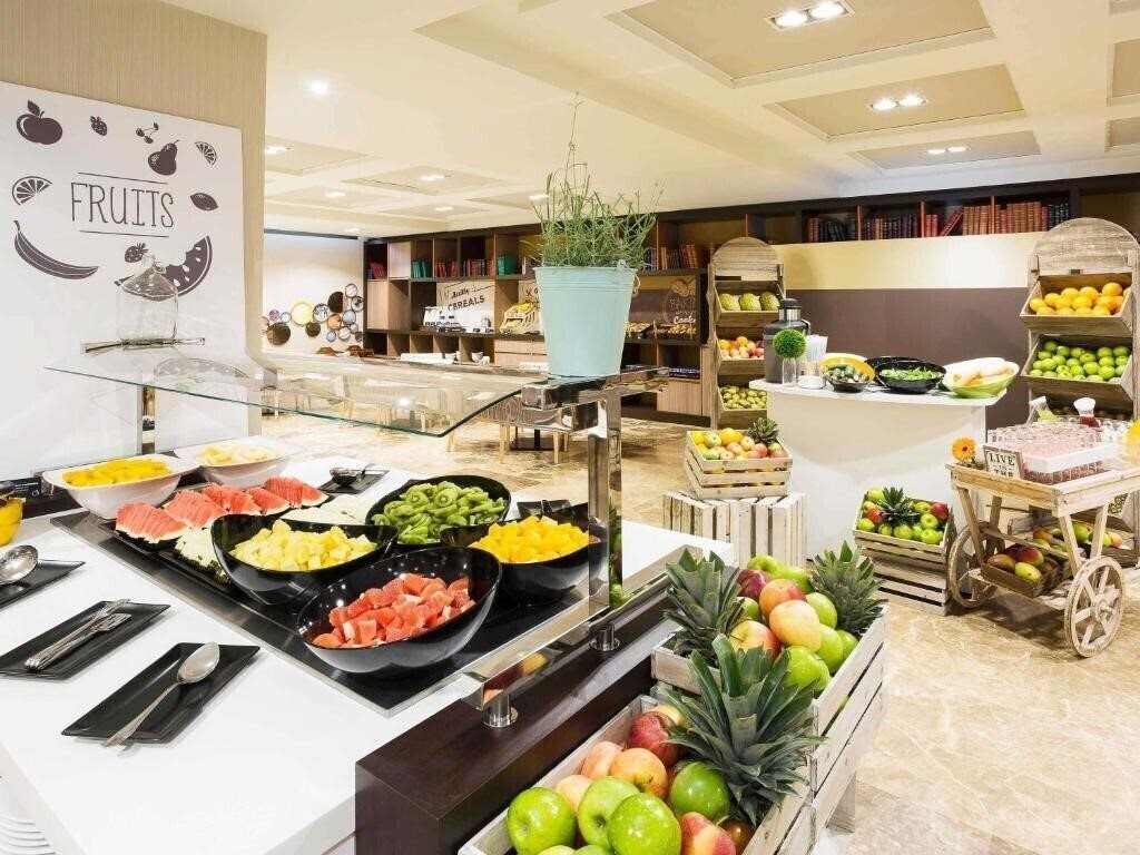 Фото Novotel Madrid Center 4*