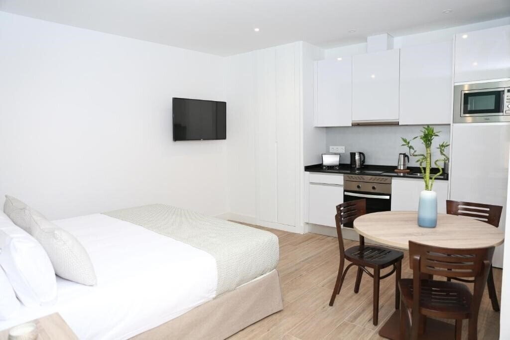 Изображение New Point Madrid Opera 3*