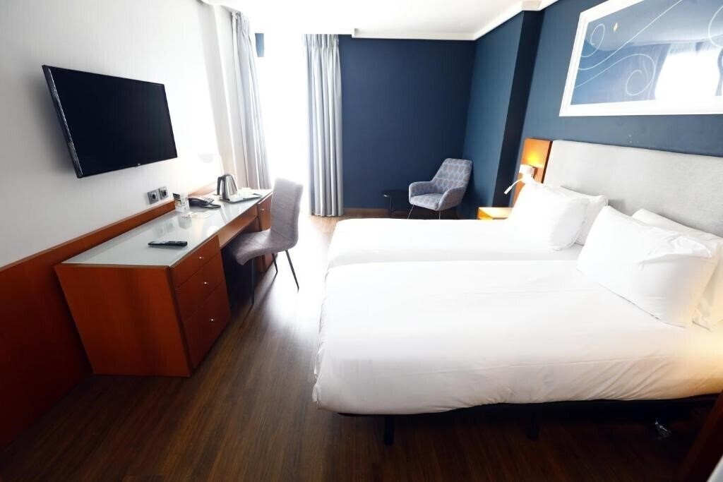 Картинка Travelodge Madrid Coslada Airport 3*