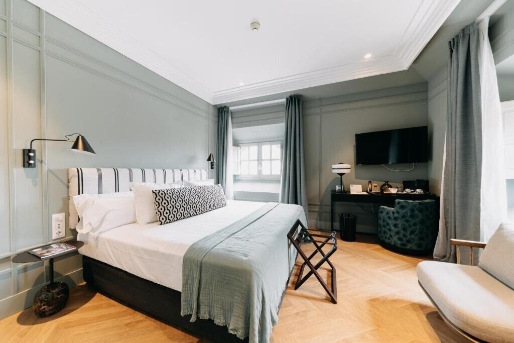 Отель Soho Boutique Colon 4*