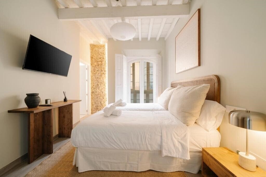 Отель Cream Boutique Málaga (ex. Malaga Hostel Boutique) 3*