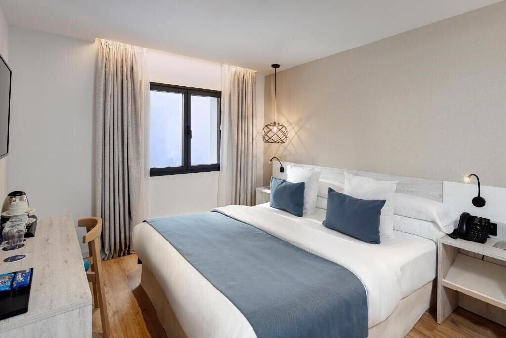 Изображение Óbal Hotel Marbella (ex. San Cristobal) 3*