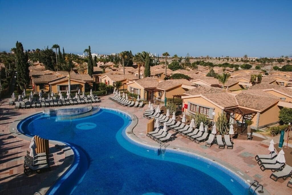 Отель Maspalomas Resort by Dunas 4*