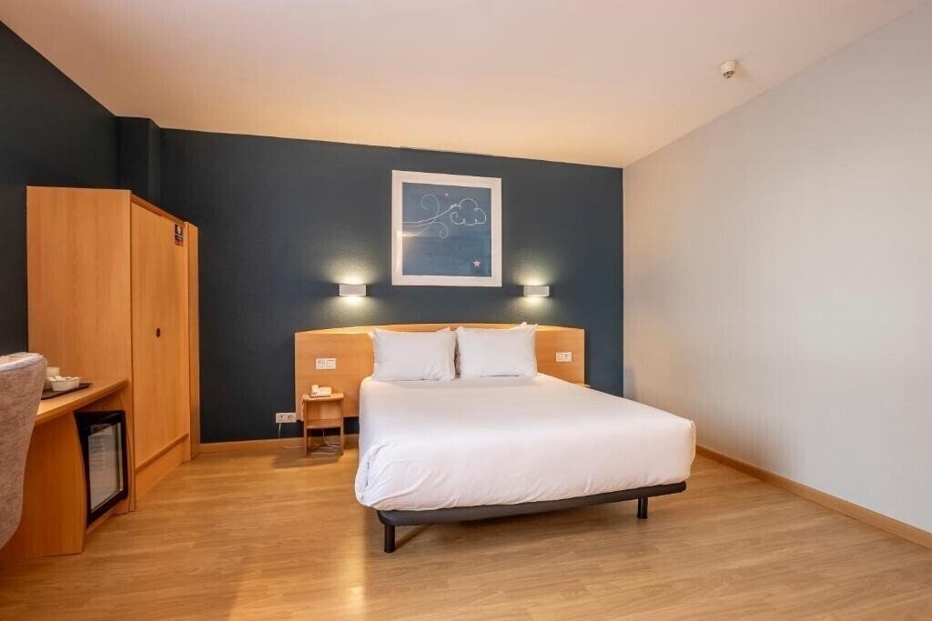 Отель Travelodge Murcia (ex. Campanile Murcia) 2*