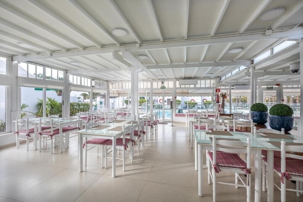 Картинка Apartamentos Livvo Las Gaviotas 3*